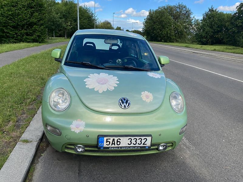 Volkswagen New Beetle (1999) - fotka 1 z 10