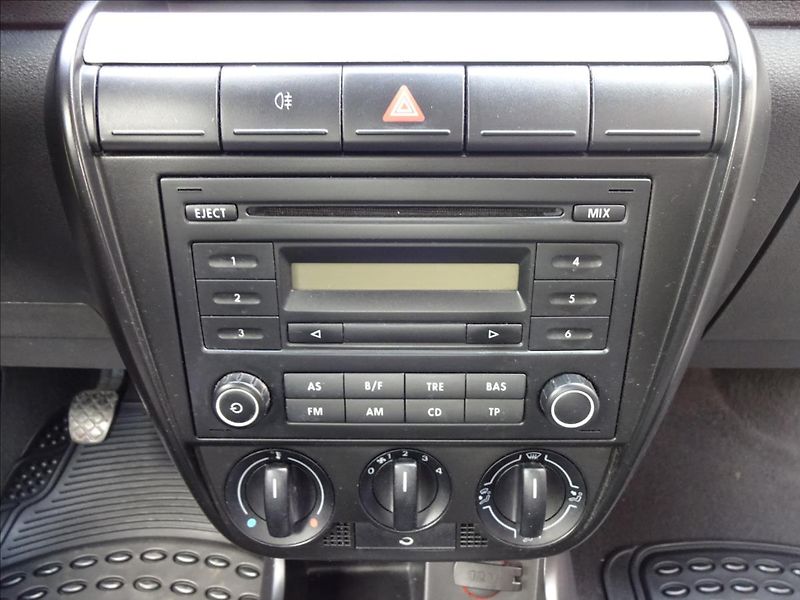 Volkswagen Fox 1,4 TDI 51kW - fotka 28 z 31