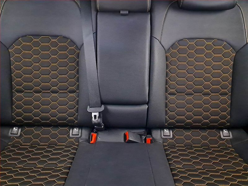 Kia XCeed (2019) 1.4 T-GDI, ČR,1.maj - fotka 10 z 19