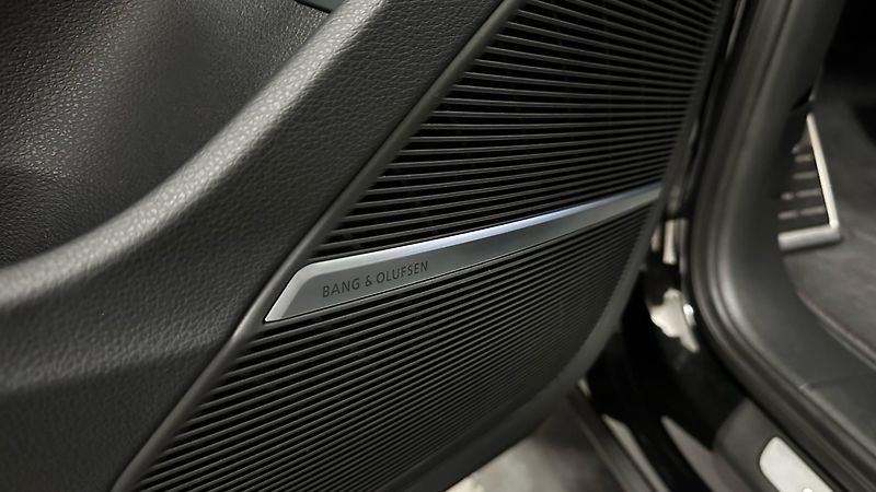 Audi SQ7 ZÁRUKA / MATRIX / 7 MÍST - fotka 36 z 52