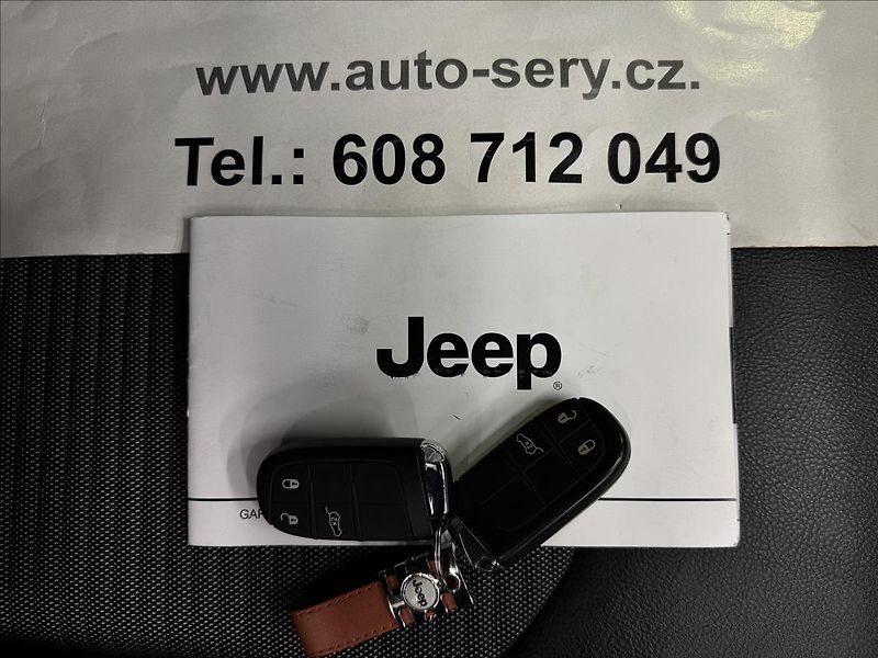 Jeep Compass 1.3 T4 4xE HYBRID LIMITED DPH - fotka 43 z 43