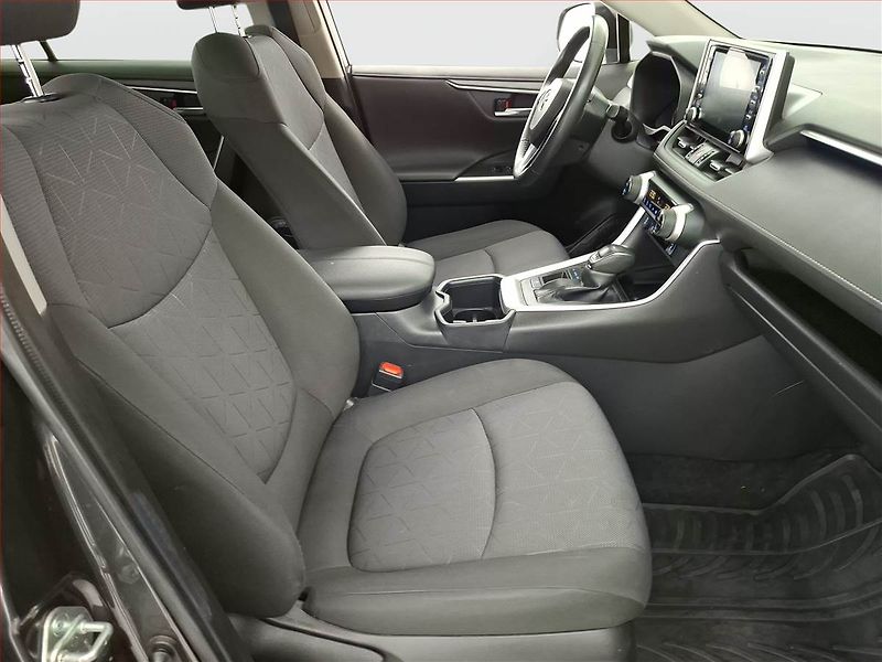 Toyota RAV4 (2022) 2.5 Hybrid - fotka 9 z 17