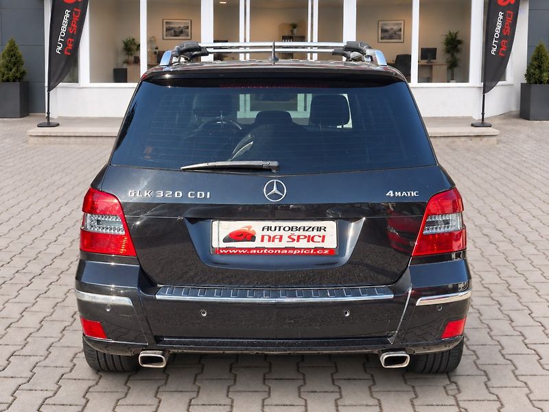 Mercedes-Benz GLK (2009) 320CDI 165kW 4MATIC -NOVÉ V ČR - fotka 7 z 33