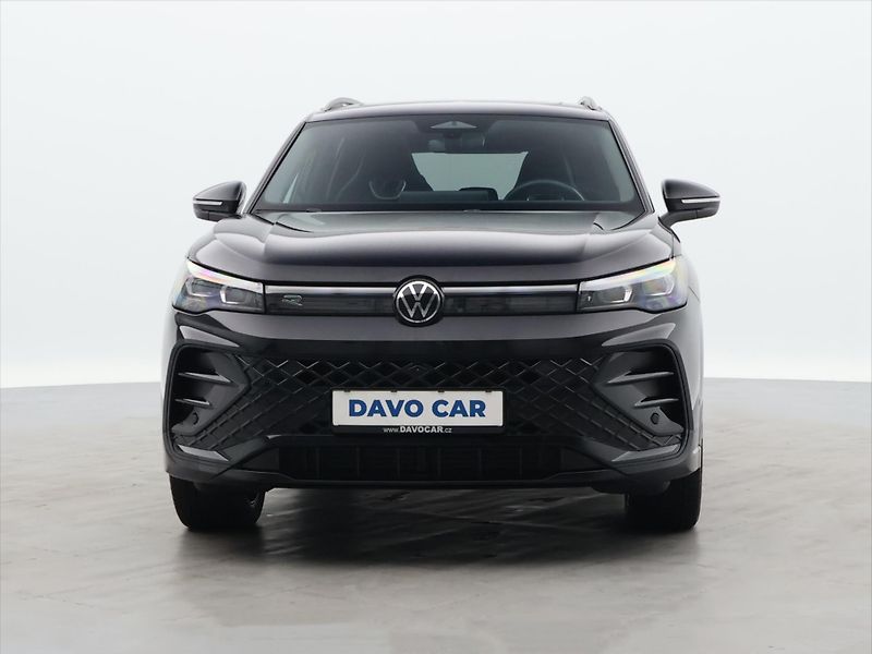 Volkswagen Tiguan 2,0 TDI 4x4 DSG R-Line CZ DPH - fotka 2 z 42