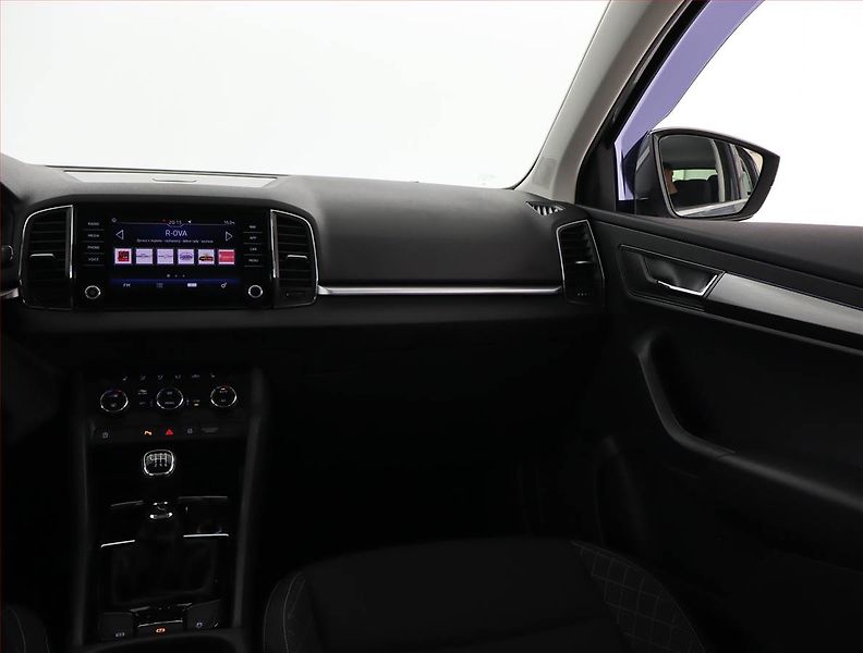 Škoda Karoq (2019) 2.0 TDI, Serv.kniha, Navi - fotka 8 z 21