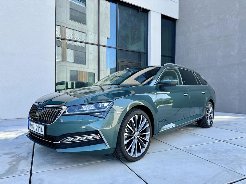 Škoda Superb (2023) L&K 2,0 TDI 147 kW 7-st aut 4x - fotka 14 z 66