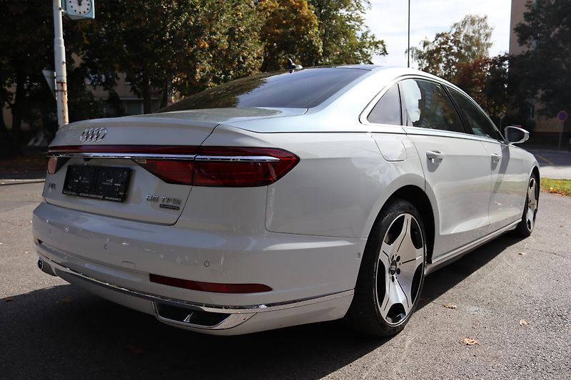 Audi A8 - fotka 14 z 68