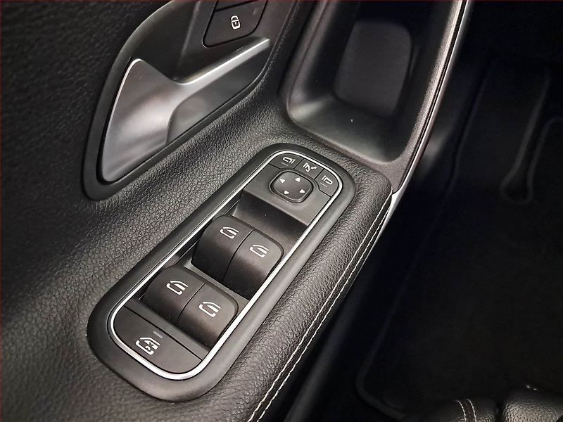 Mercedes-Benz Třídy A (2019) Progressive A 180 d, Automat - fotka 15 z 18