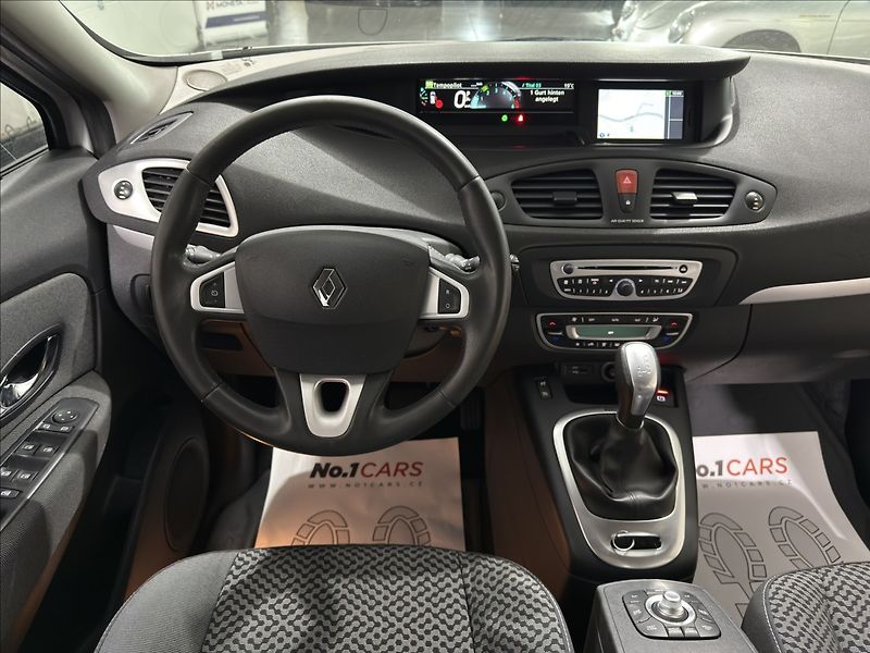 Renault Grand Scénic 1,5   DCI AUTOMAT NAVI ČIDLA - fotka 22 z 36