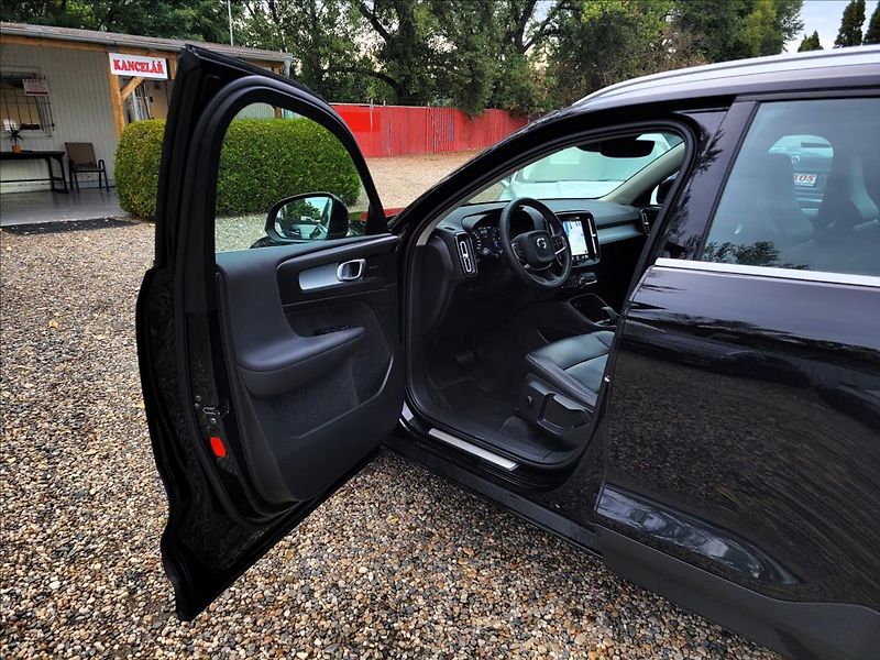 Volvo XC40 T5 Recharge,Inscription,Led - fotka 7 z 48