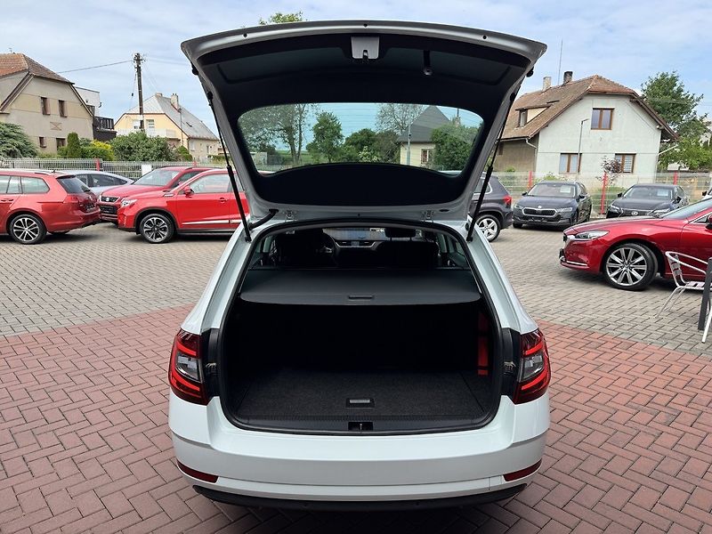 Škoda Octavia (2018) 1.5TSi LED Navi Výhřev Okna - fotka 24 z 50