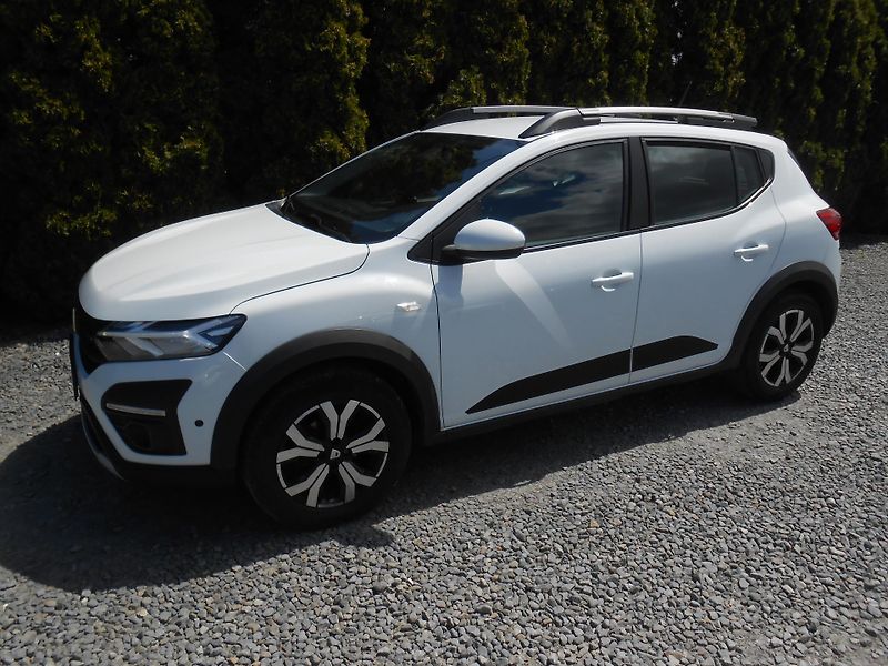Dacia Sandero STEPWAY,NAVI,KAMERA,18tkm - fotka 3 z 45