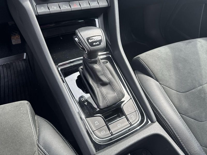 Škoda Kodiaq (2023) 2.0 TSI 4x4 DSG Style Plus - fotka 28 z 36