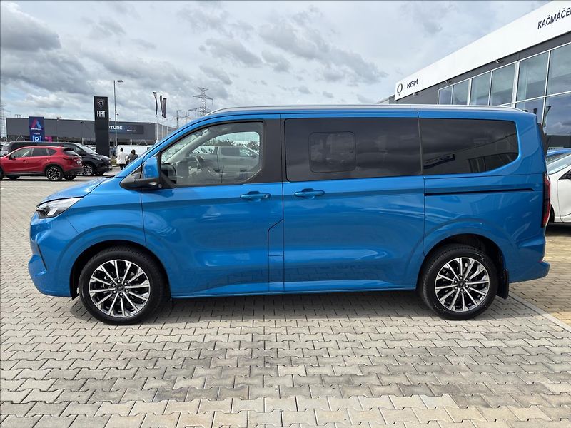 Ford Tourneo Custom 2,0 EcoBlue 125kW Titanium X - fotka 2 z 59