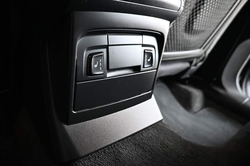 Audi SQ5 (2014) 3.0 230 KW QUATTRO Bi-Xenon Ka - fotka 29 z 44