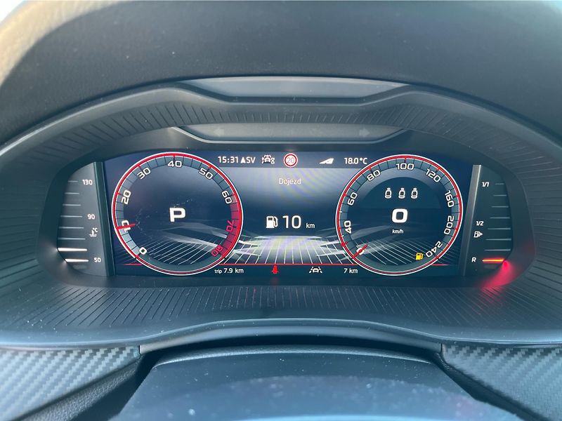 Škoda Kamiq 1,0TSi 85kW MONTE CARLO DSG - fotka 13 z 28