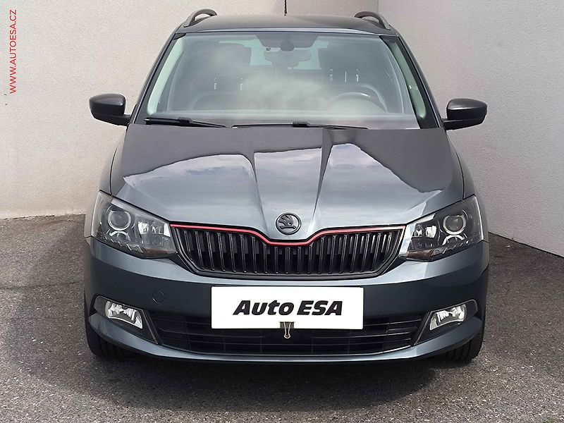 Škoda Fabia (2016) 1.2TSi, 1.maj,ČR, AC, výhřev - fotka 2 z 19