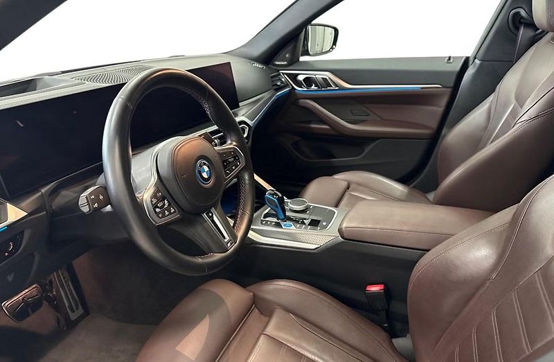 BMW i4 M50 xDrive GC 360k HuD Laser - fotka 14 z 18