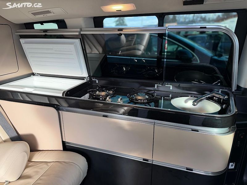 Mercedes-Benz Třídy V V300, Marco-Polo, 4 Matic, AMG - fotka 15 z 22