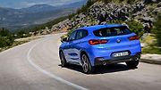 BMW X2.