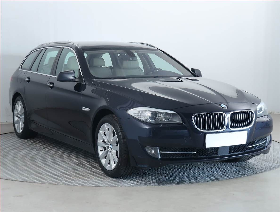 BMW Řada 5 530d, Automat, Navi, Bi-Xenony