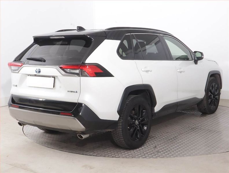 Toyota RAV4 (2023) Selection 2.5 Hybrid - fotka 5 z 18