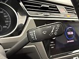 Volkswagen Touran 2,0 TDI DSG Panorama 1.Maj. - náhled 19
