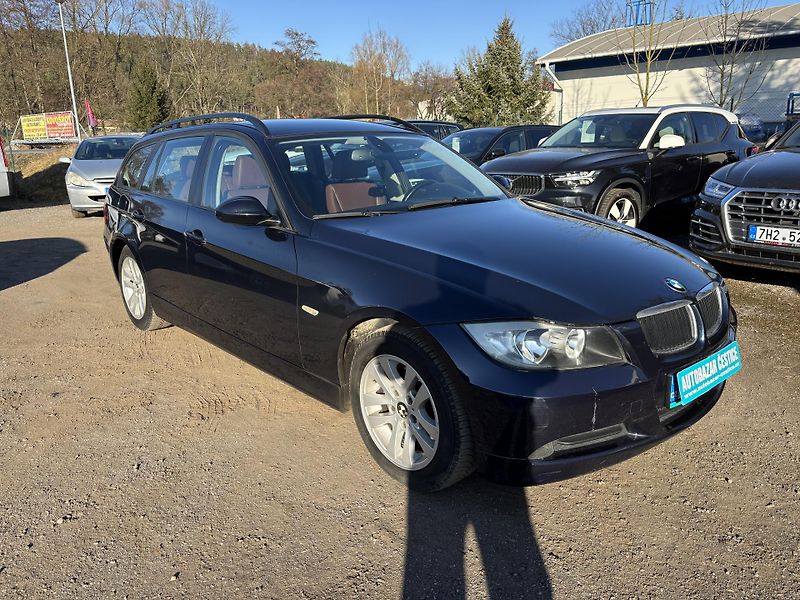 BMW Řada 3 Bmw 318D  - fotka 4 z 20