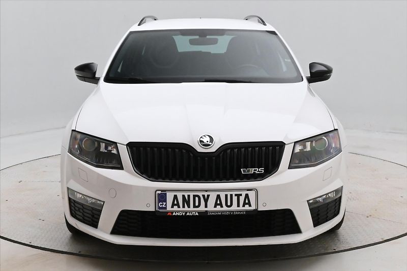 Škoda Octavia 2,0 TDI 135kW RS Záruka až 5 l - fotka 2 z 30