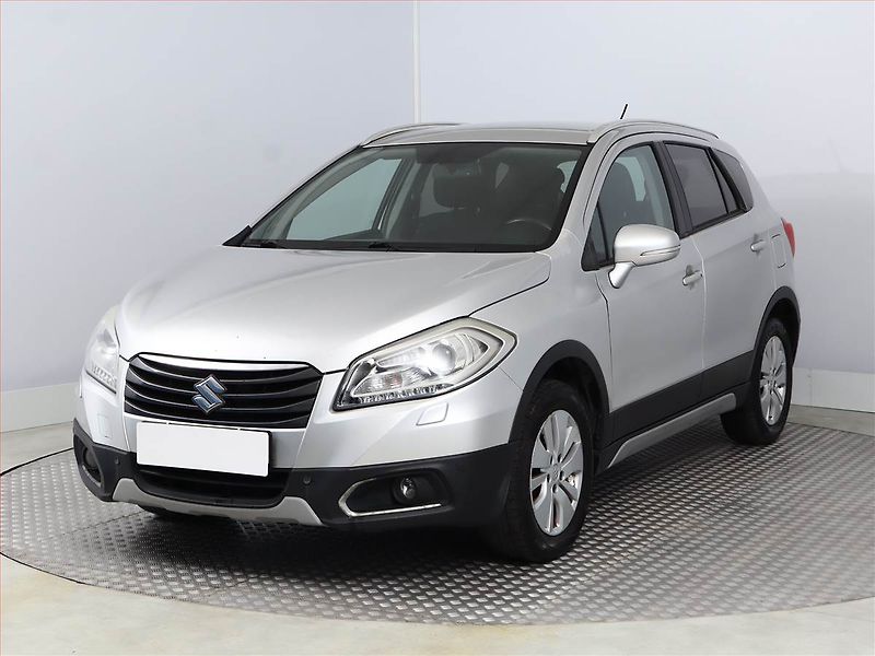 Suzuki SX4 S-Cross (2013) 1.6 VVT AllGrip, 4X4, ČR - fotka 2 z 14