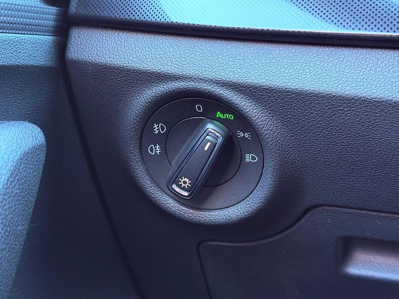 Škoda Kamiq 1.0 TSi Style, ČR, 1.Maj - fotka 26 z 29