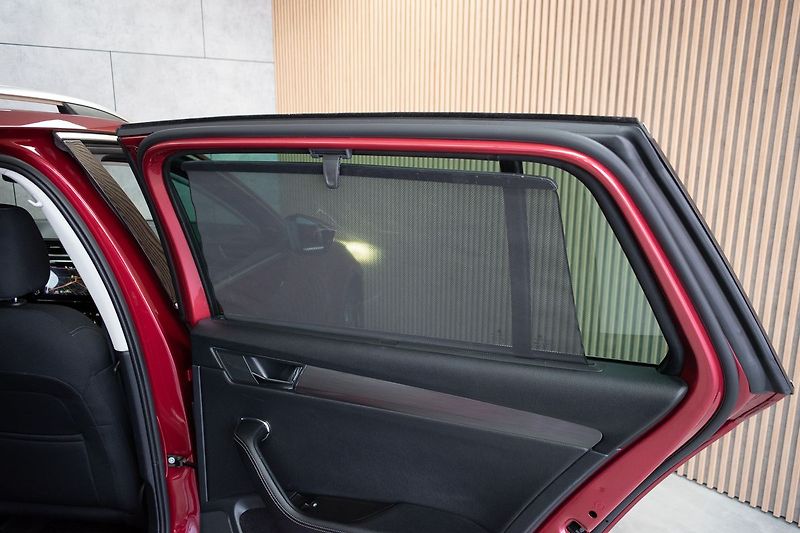 Škoda Superb 2.0 TDI 147kW STYLE*DPH*ČR 1.M - fotka 13 z 44