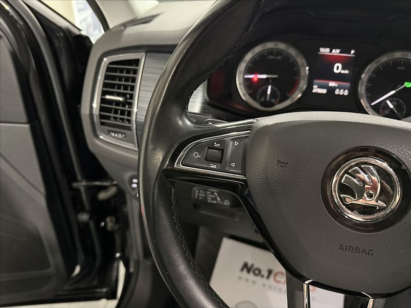 Škoda Kodiaq 2,0   TDI 110KW DSG PO SERVISU - fotka 11 z 32