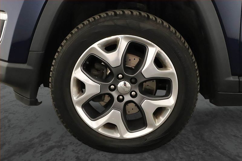 Jeep Compass (2017) 1.4 MultiAir, 4X4, Automat - fotka 12 z 20
