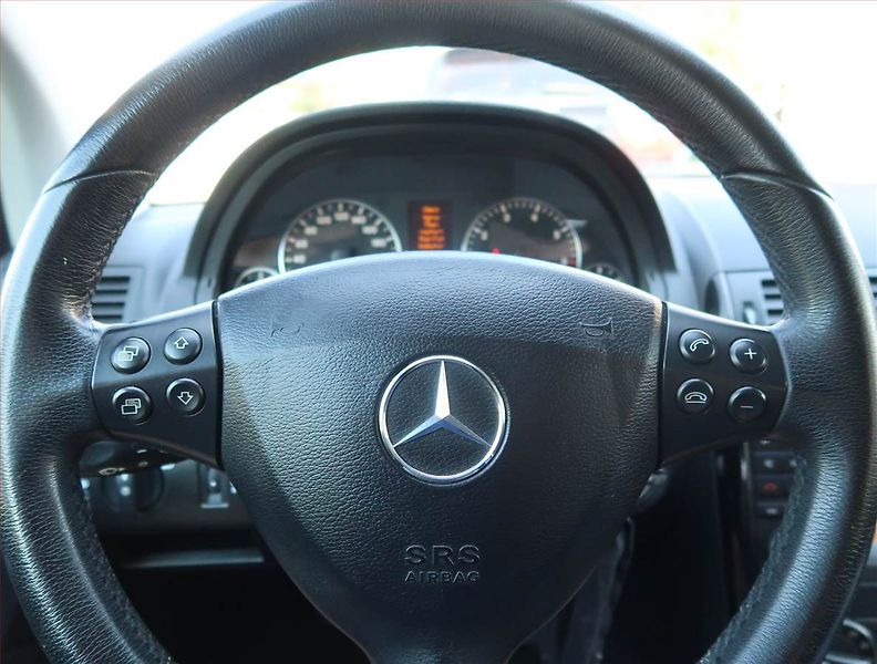 Mercedes-Benz Třídy A (2011) A 160, po STK, oblíbený vůz - fotka 14 z 16