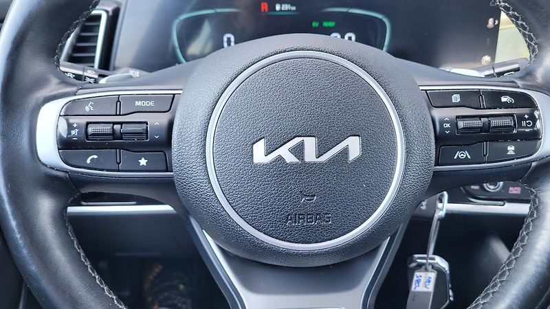 Kia Sportage 1,6i HEV - fotka 23 z 24