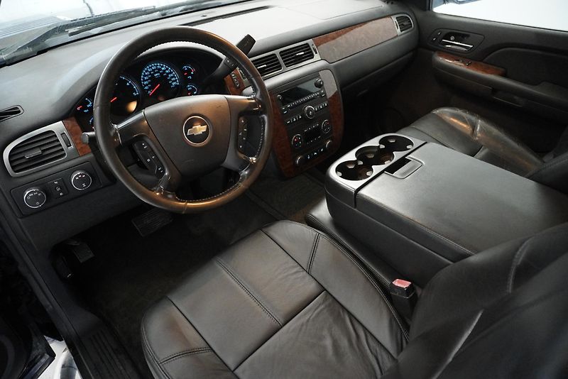 Chevrolet Silverado 2500 6.6 V8 - fotka 10 z 39