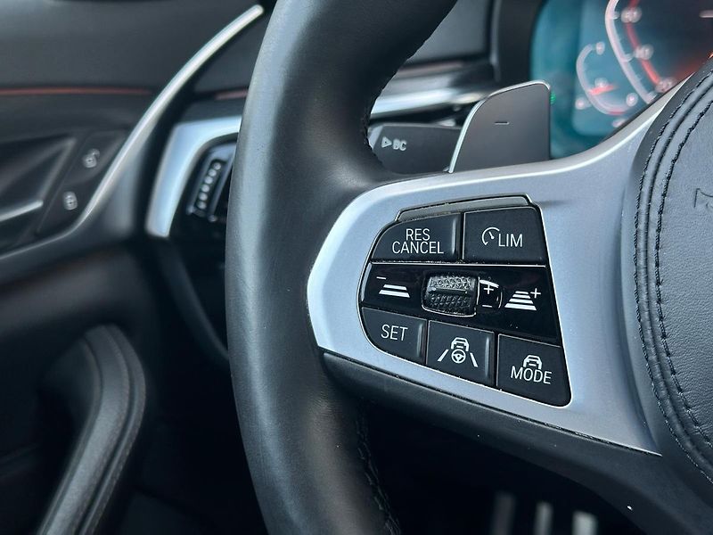 BMW Řada 5 540i ExecutiveDrivePRO,1.maj,D - fotka 8 z 22