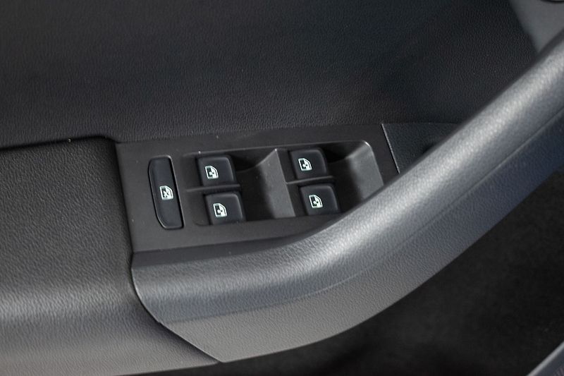Škoda Octavia 1.5 TSI AMBITION*SmartLink*ČR* - fotka 15 z 34