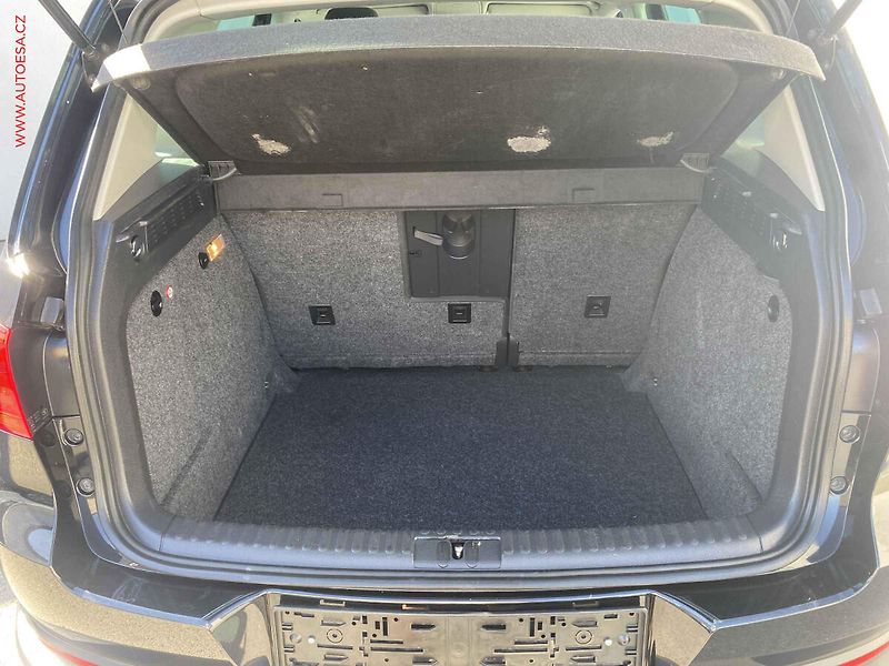 Volkswagen Tiguan (2011) 2.0 TDi 4x4, Track&Style, DSG - fotka 7 z 19