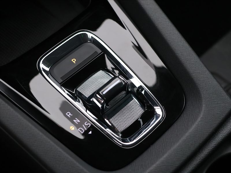 Škoda Octavia 1,5 TSI DSG Style Matrix DPH - fotka 26 z 35