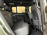 Land Rover Defender 3,0 110 D300 X-DYN HSE / SATIN - náhled 24