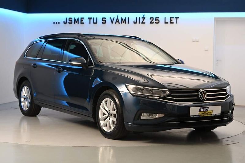 Volkswagen Passat (2023) 2.0 LED DSG ACC Kamera Tažné T - fotka 4 z 34