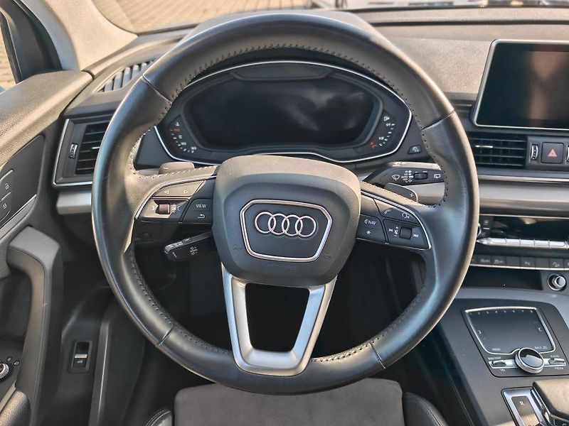 Audi Q5 Quattro S-Tronic  2,0TDI - fotka 11 z 24