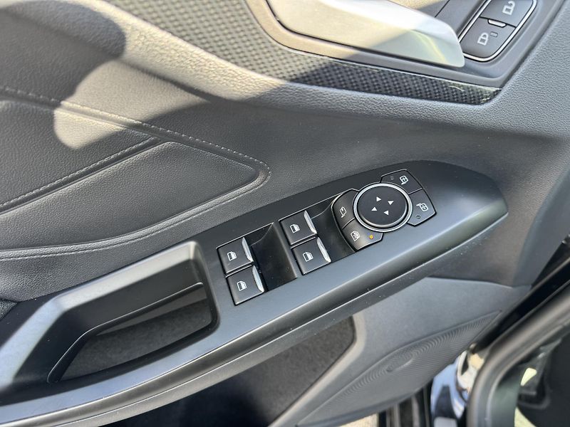 Ford Focus (2018) 2.0TDCi 110KW 1.Majitel ST  - fotka 14 z 27