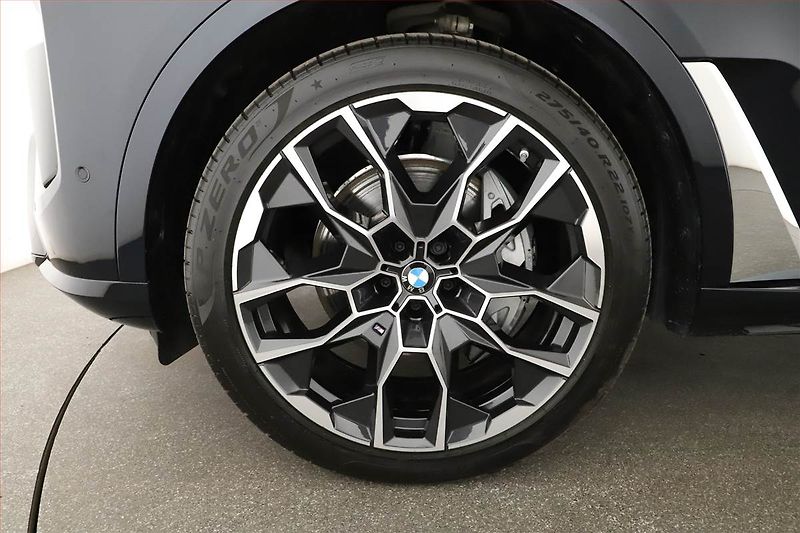 BMW X7 (2025) xDrive40d - fotka 20 z 20