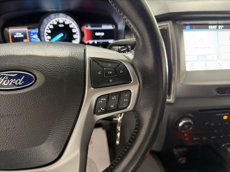 Ford Ranger 3,2   TDCI 4X4 3,5T NOVÝ MOTOR - fotka 10 z 34