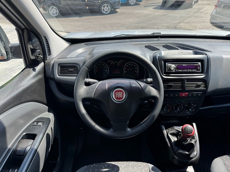 Fiat Dobló (2011) 1.3 JTD 66kW - fotka 13 z 25