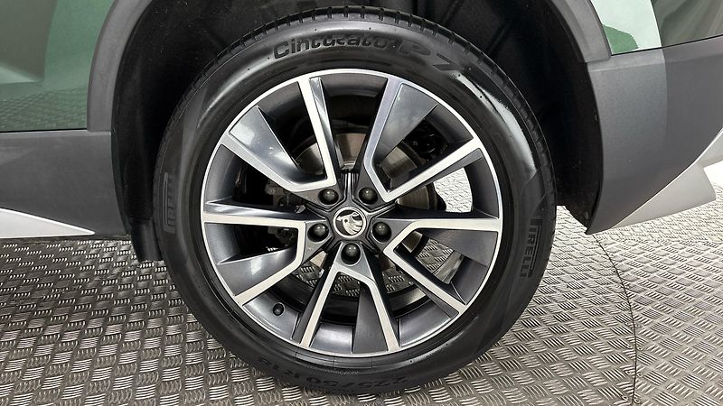 Škoda Karoq 2.0 TDI DSG 4x4 Scout - fotka 19 z 30