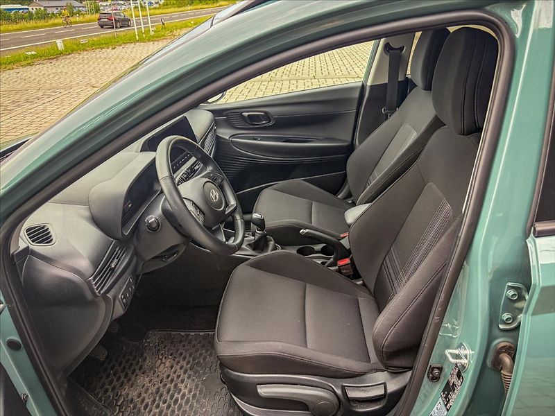 Hyundai Bayon 1,2 Smart MT - fotka 9 z 17